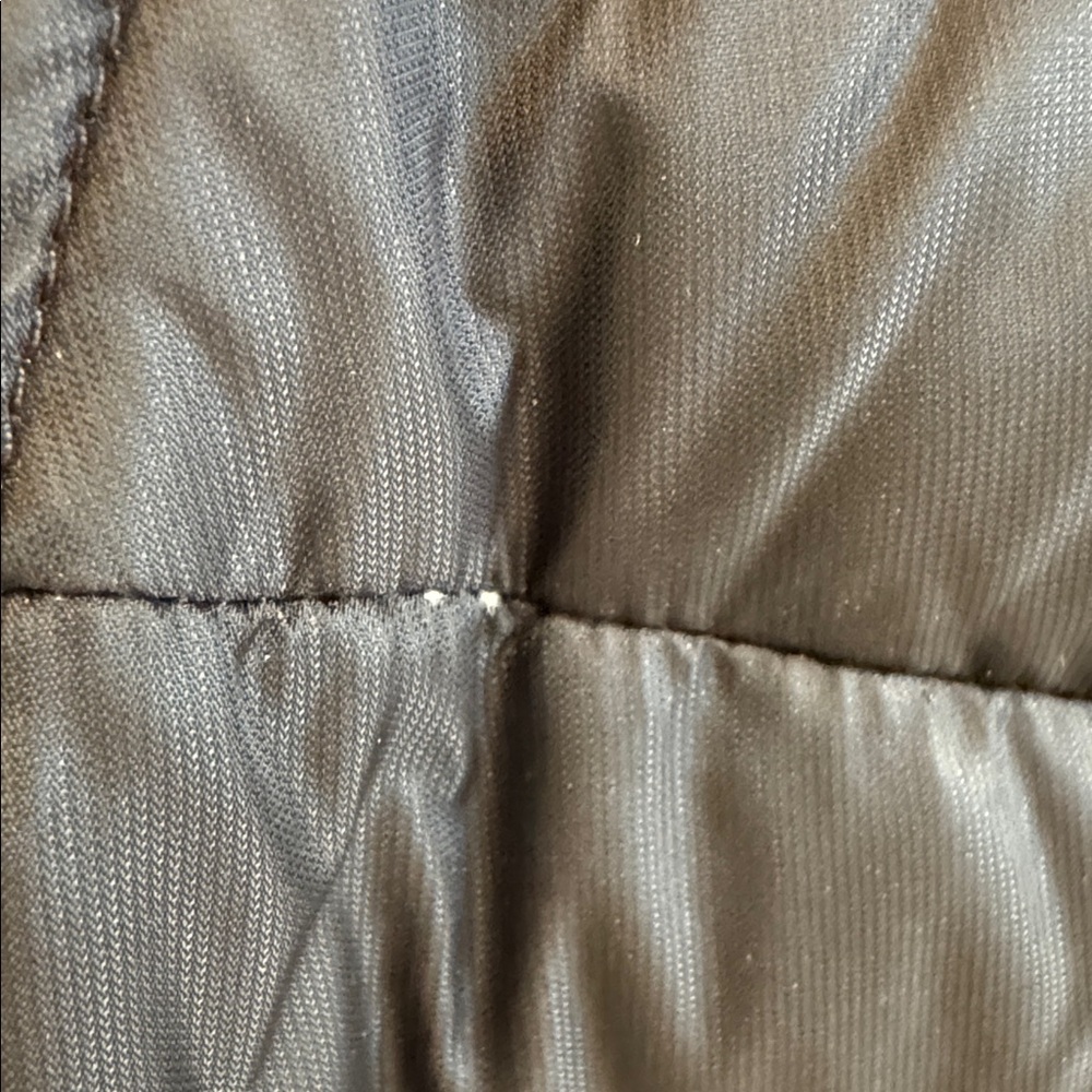 Canada Goose Women's Hybridge Down Jacket - Picture 15 of 16
